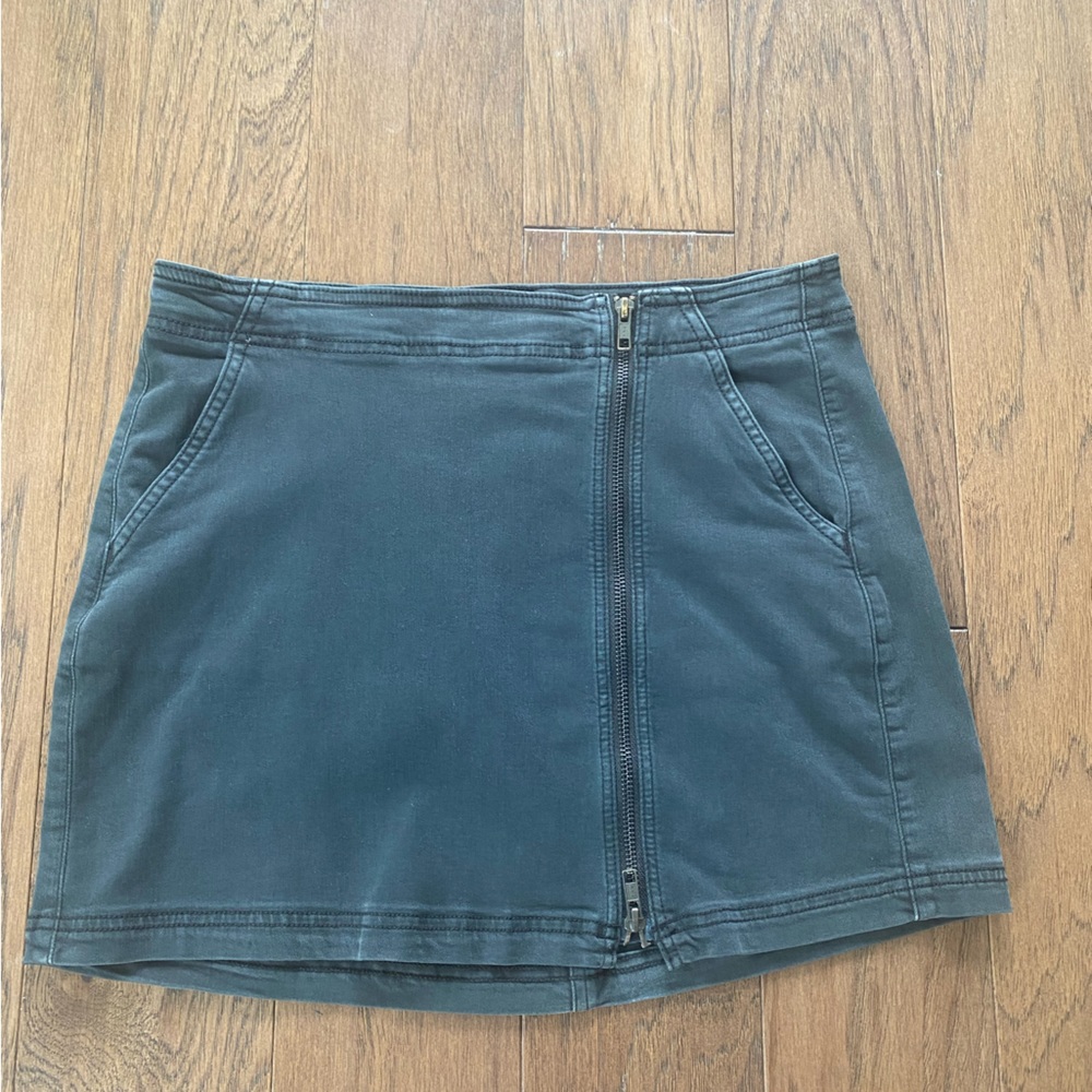 AEO Zippered Mini Skirt